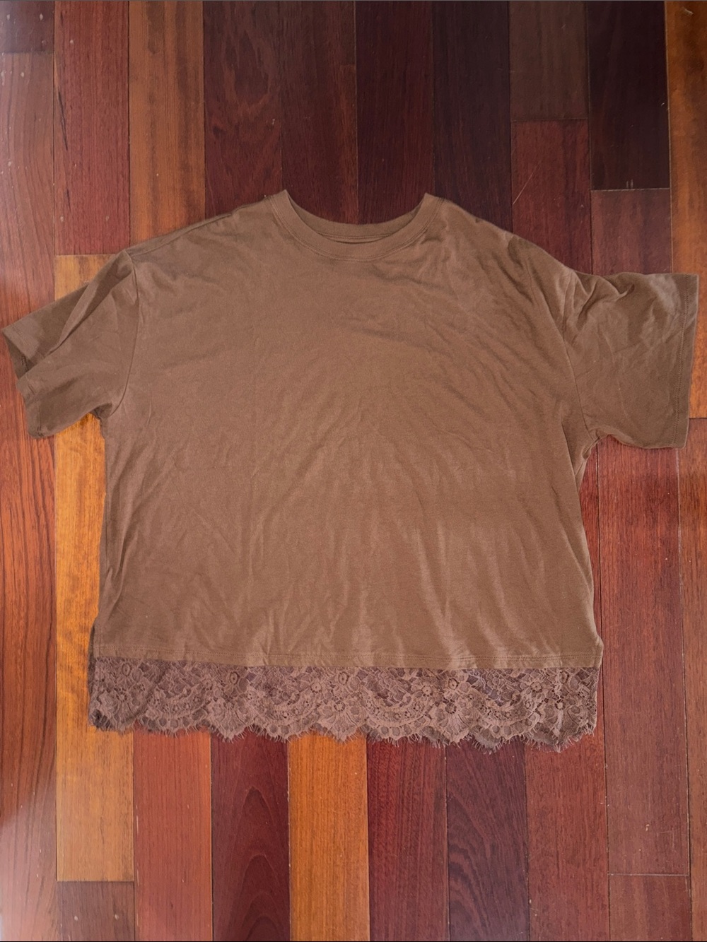 Old Navy Brown Short Sleeve Top with Lace Hem